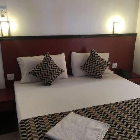Hotel Chandrageet Порворим Екстериор снимка