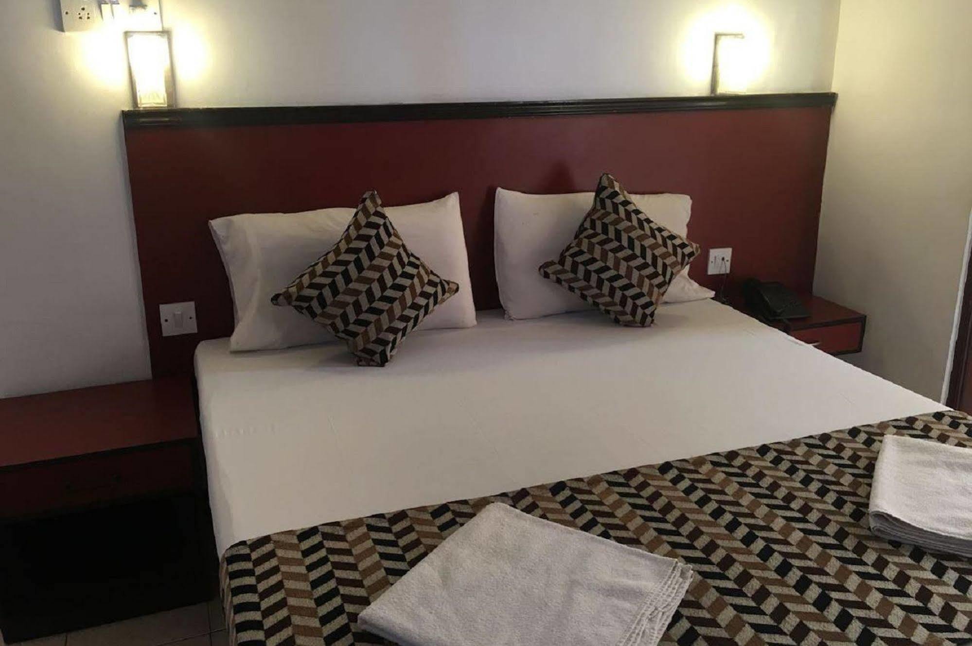 Hotel Chandrageet Порворим Екстериор снимка
